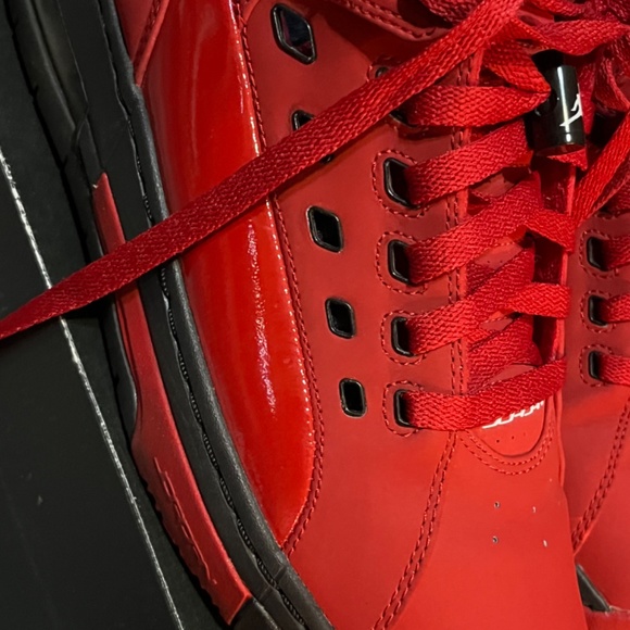 Jordan Ol’School Gym Red/White/Black - Size 9, Lightly Worn - Picture 4 of 8